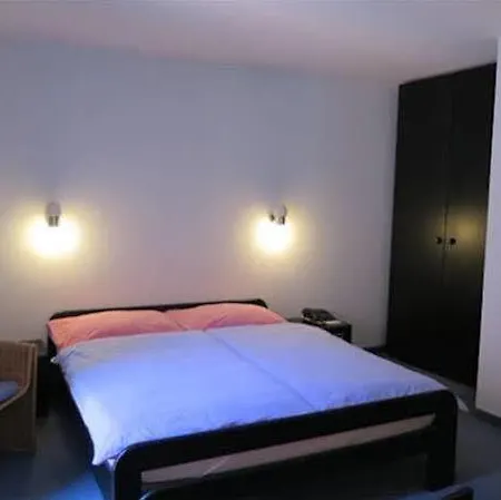 Elvezia Szálloda 3*